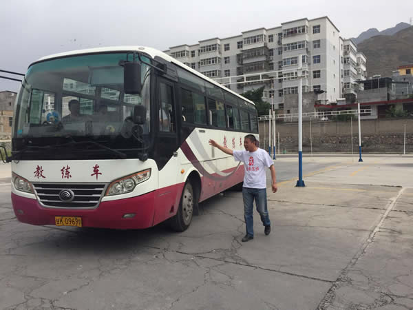 做到兩點(diǎn)，輕松考試，順利拿證